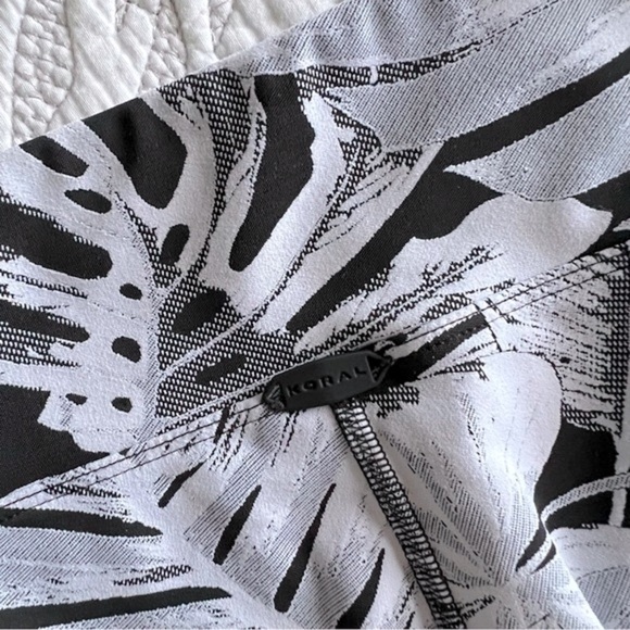 Koral - Drive High-Rise Leggings - Paradise - Picture 10 of 12